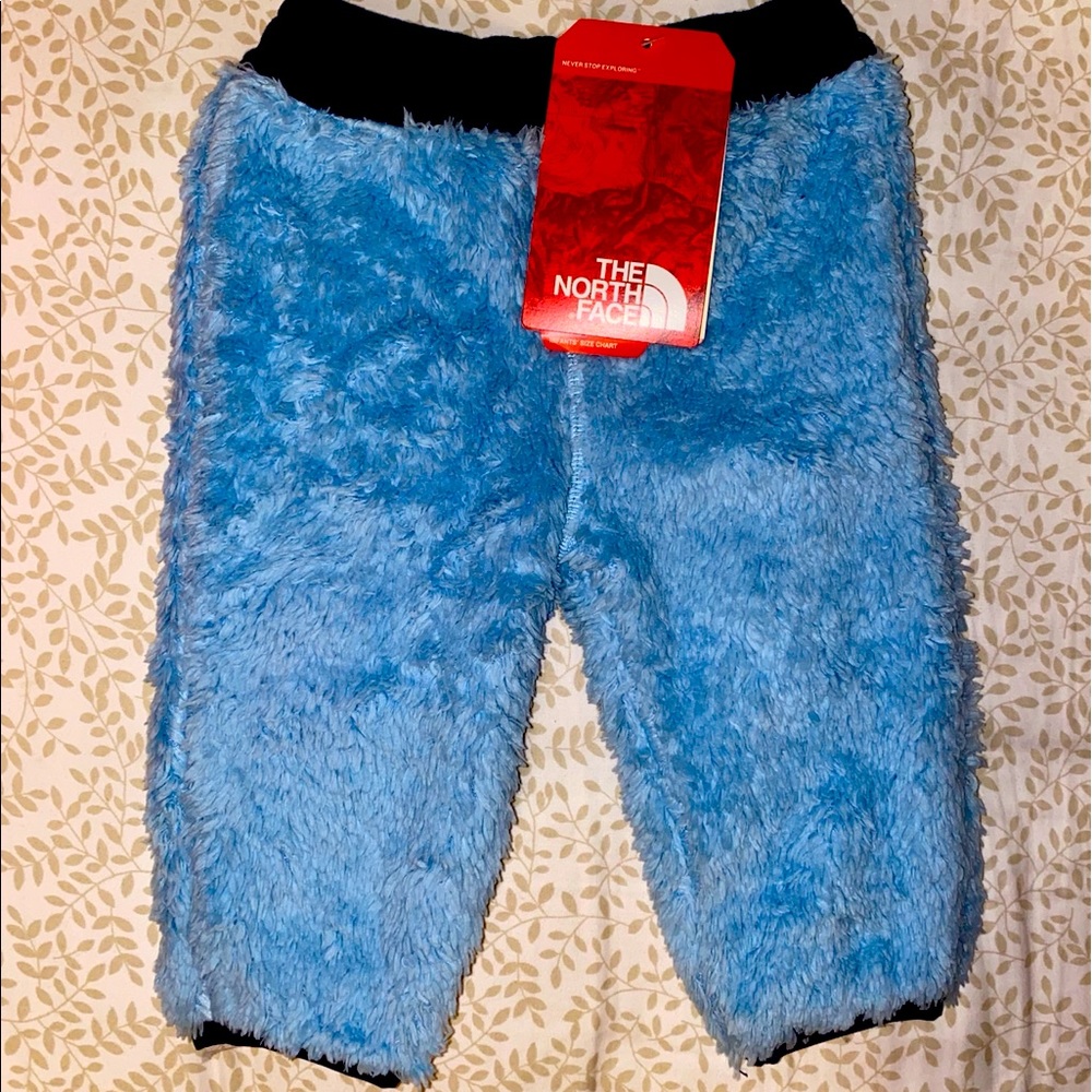 NORTHFACE newborn blue fuzzy pants 3-6 months NEW Baby boy clothes